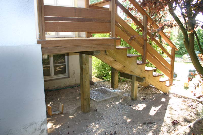 de terrasse bois, au sol et sur poteaux, gardecorps et escaliers, en de terrasse bois, au sol et sur poteaux, gardecorps et escaliers, en