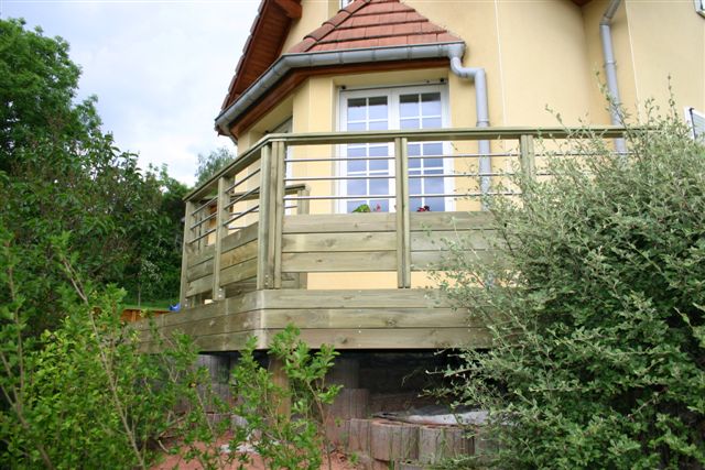 Fabricant alsacien de terrasse bois, au sol et sur poteaux, garde Fabricant alsacien de terrasse bois, au sol et sur poteaux, garde